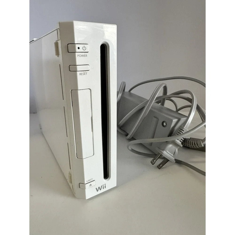 Nintendo Wii Console White RVL-001 GameCube Compatible System with AC Adapter